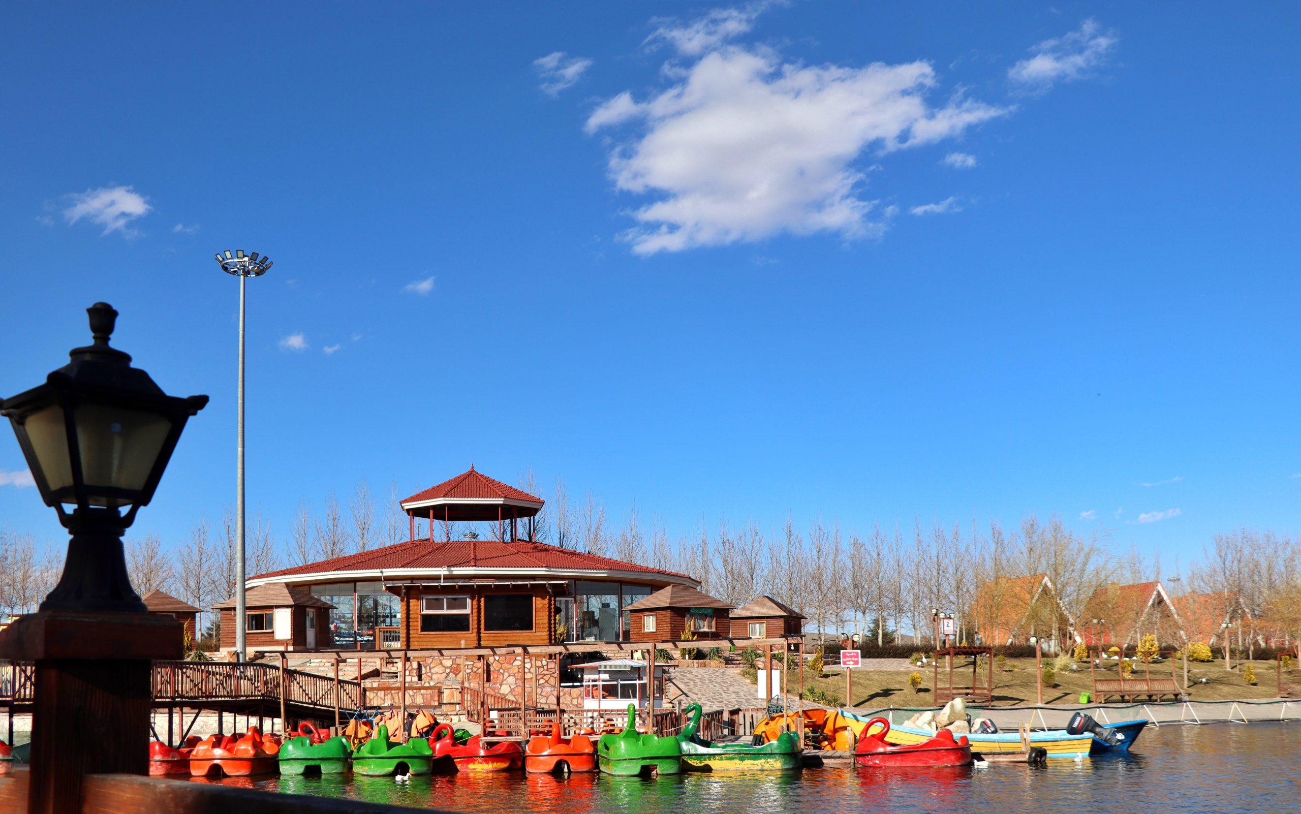 اسکله قایق سواری اسکله قایق سواری